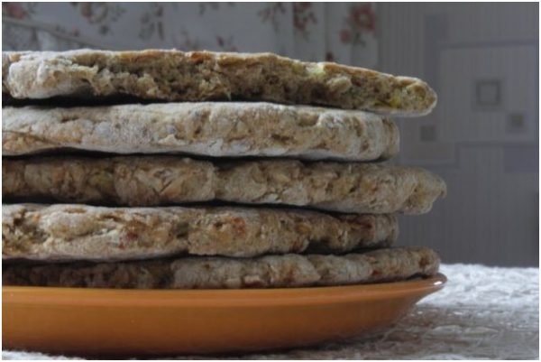 Овсяные лепешки с кабачками