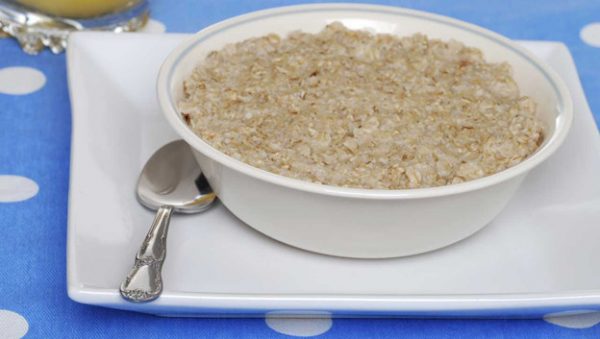 Сколько калорий в геркулесовой каше на воде на 100 грамм?