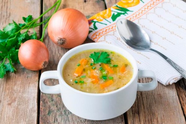 Можно ли похудеть употребляя лук (порей, репчатый)?